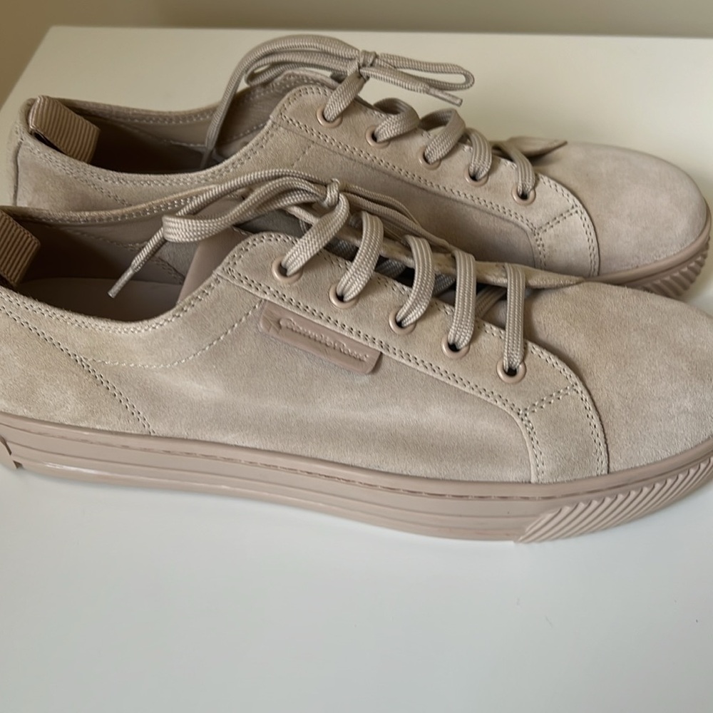 Gianvito Rossi Women’s Beige Suede sneakers 40EU New
